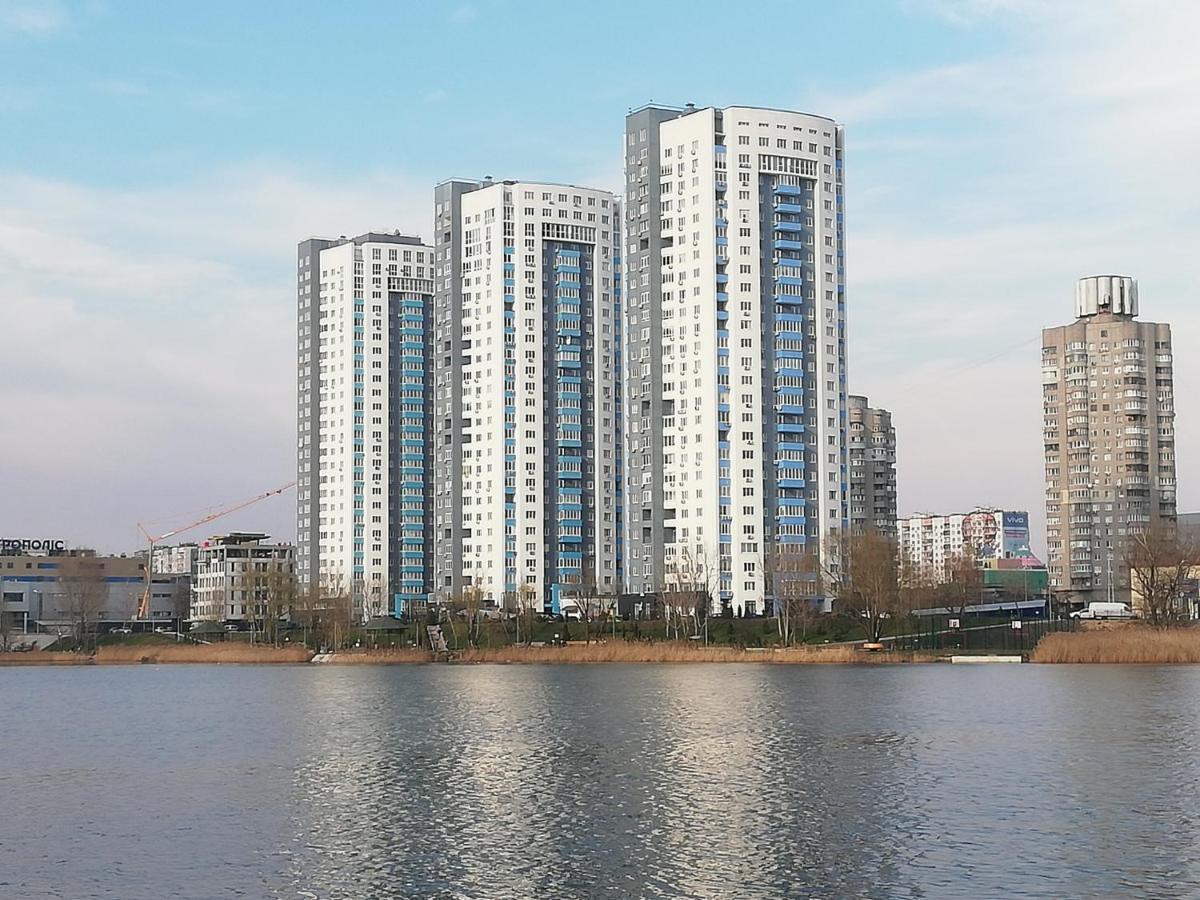 Hotel Obolonsky Kijów Zewnętrze zdjęcie