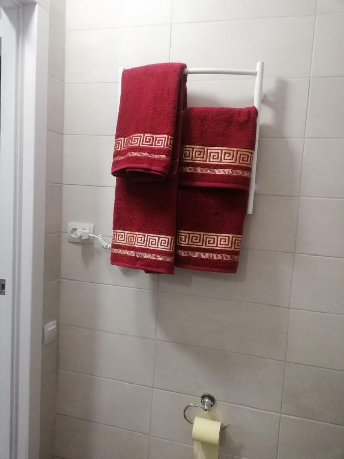 Hotel Obolonsky Kijów Zewnętrze zdjęcie
