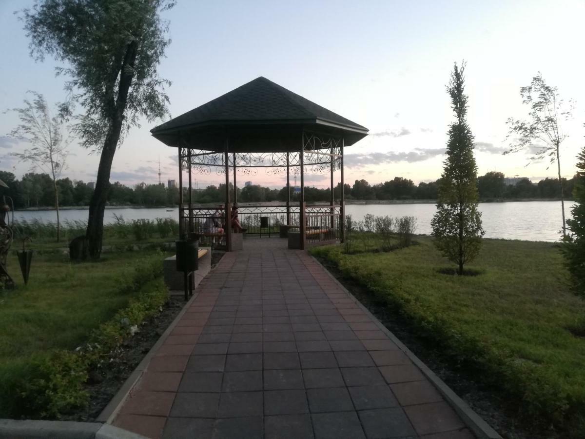 Hotel Obolonsky Kijów Zewnętrze zdjęcie
